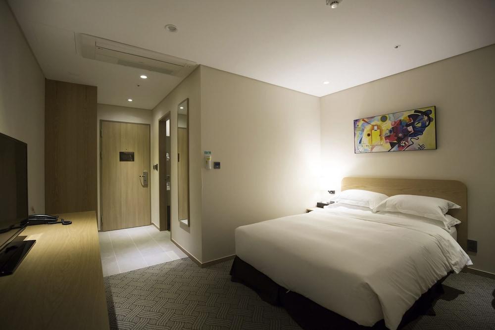Best Western Haeundae Hotel Busan Exteriör bild
