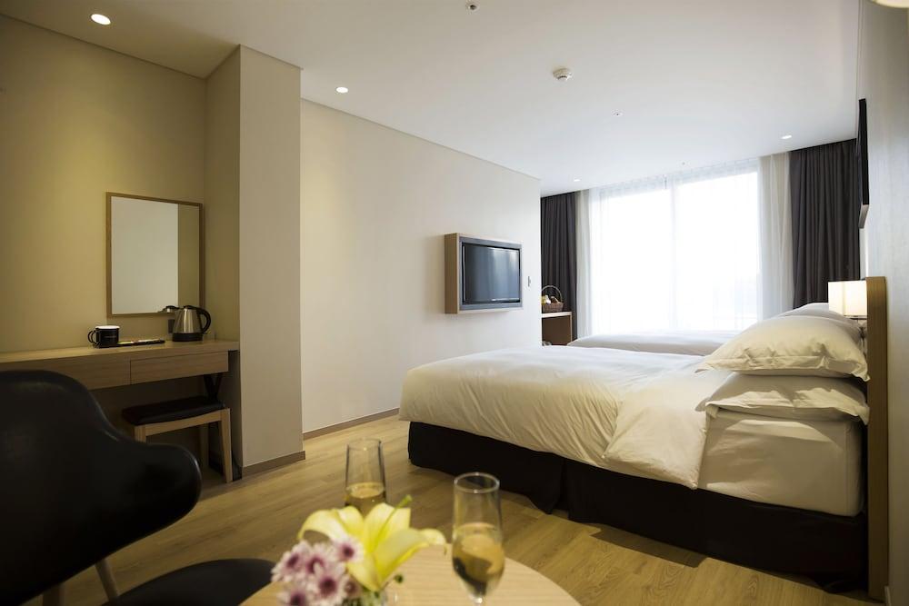 Best Western Haeundae Hotel Busan Exteriör bild