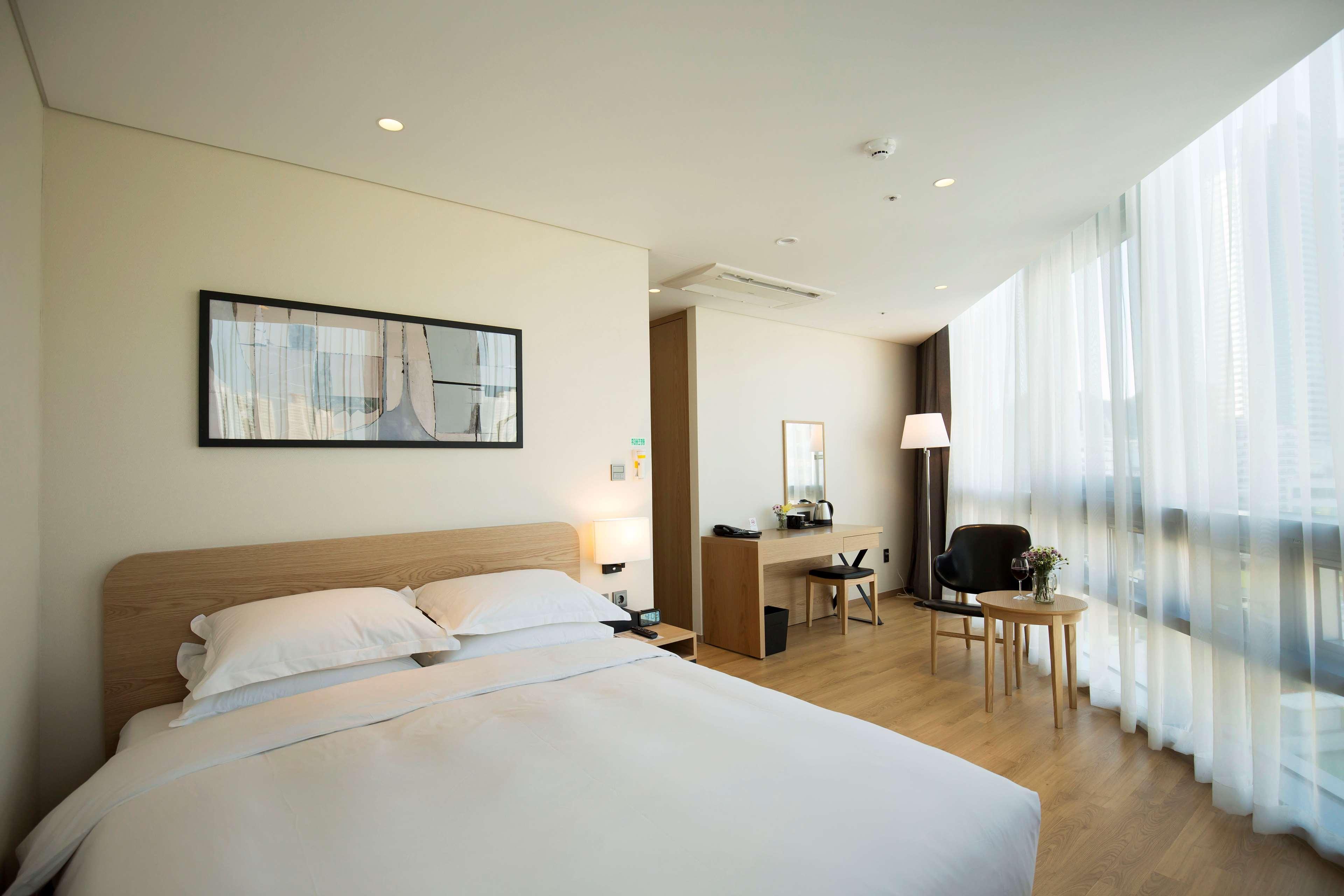 Best Western Haeundae Hotel Busan Exteriör bild