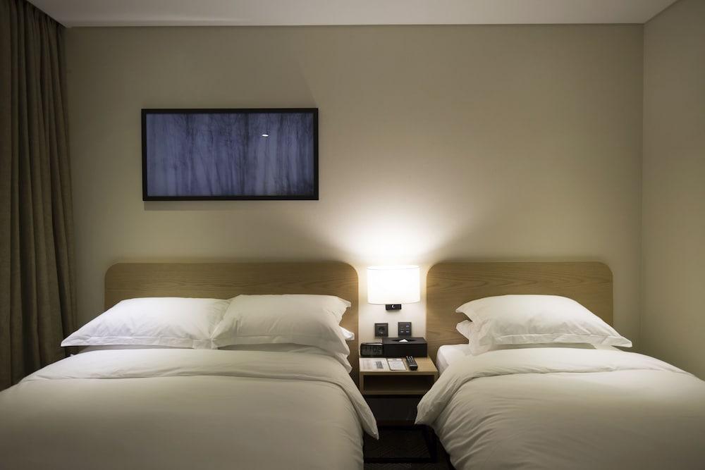 Best Western Haeundae Hotel Busan Exteriör bild