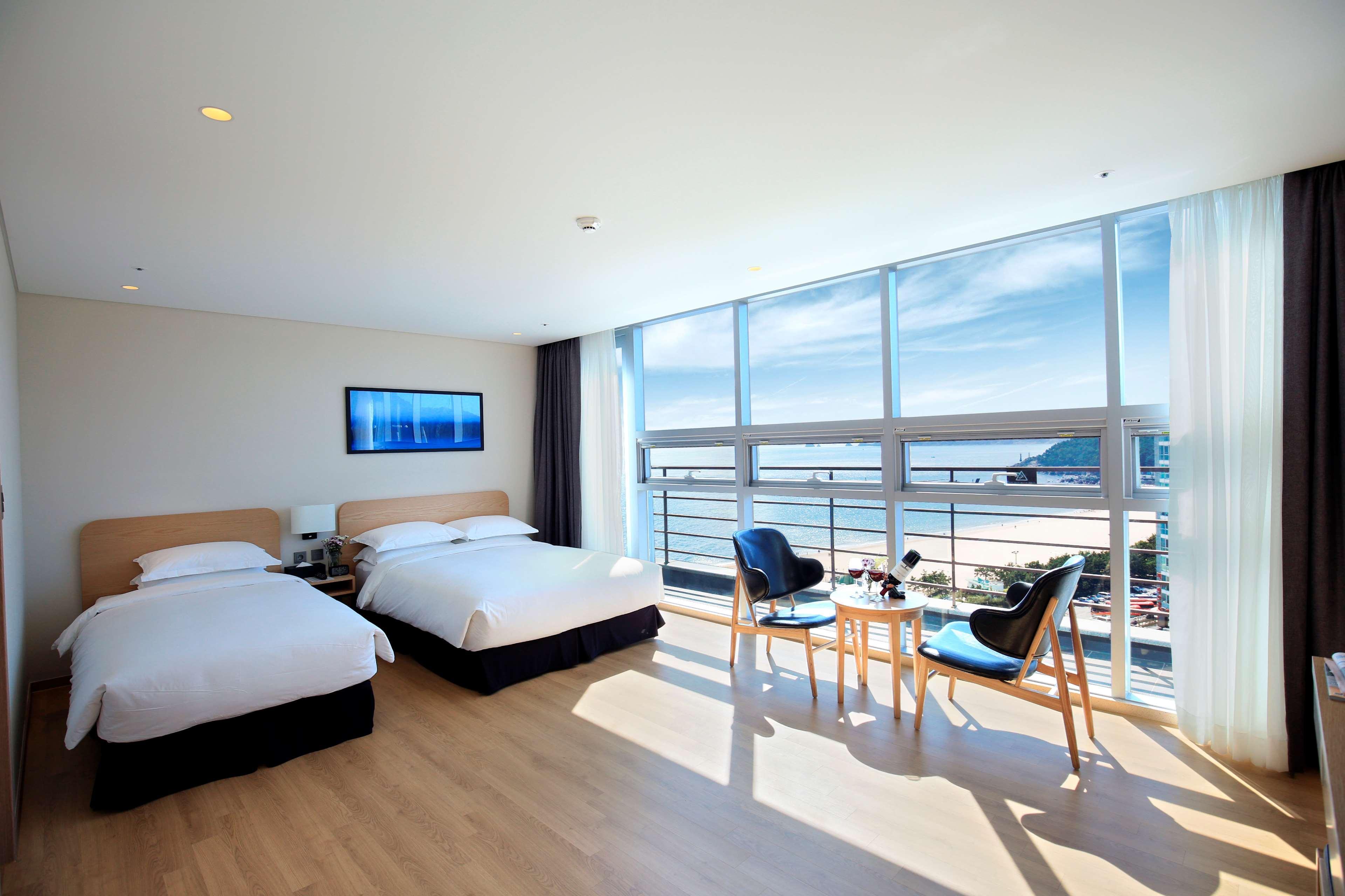 Best Western Haeundae Hotel Busan Exteriör bild